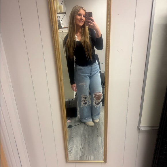 Meet your Posher, Chyler - Picture 3 of 4